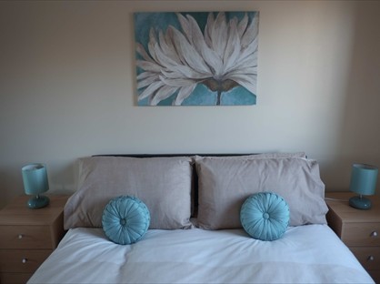 1 Bed Flat, Whinpark Circle, AB12