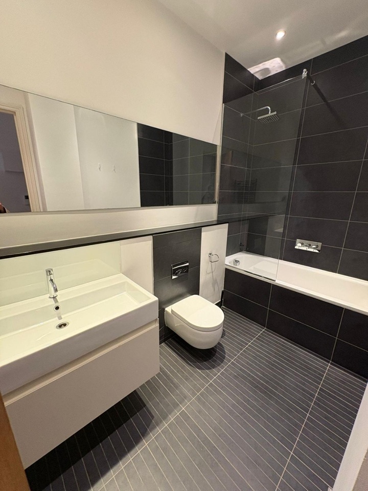 Additional image 3 of 1 Bed Flat, Corsham Street, N1, N1 7GU