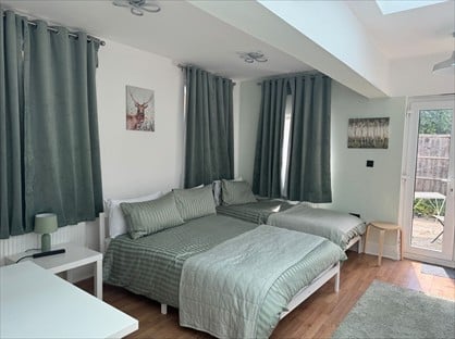 3 Bed End Terrace, Essex Street, E7