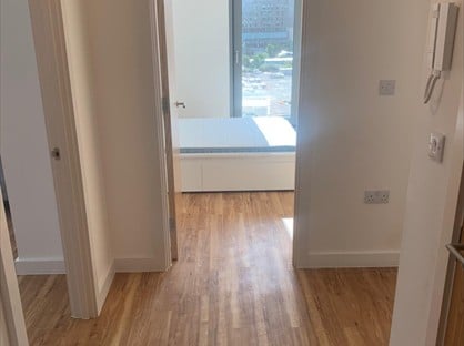 2 Bed Flat, Michigan Point Tower D, M50