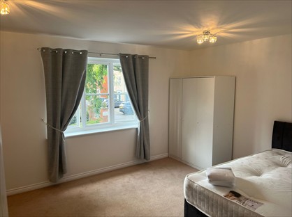 Room in a Shared Flat, Halcyon Close, CM8