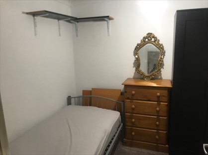 Room in a Shared House, Bilton Way, EN3
