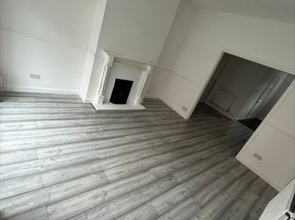 2 Bed Terraced House, Lorraine Street, HU8