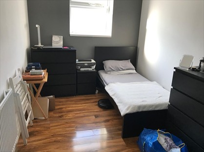 Room in a Shared House, Oaklands Park Avenue, IG1