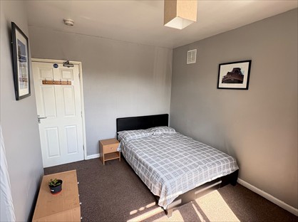 Room in a Shared House, Waterton Road, WF2