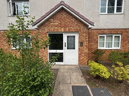 2 Bed Flat, Stirrat Crescent, PA3