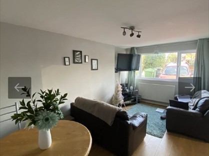 5 Bed Semi-Detached House, Comer Road, WR2