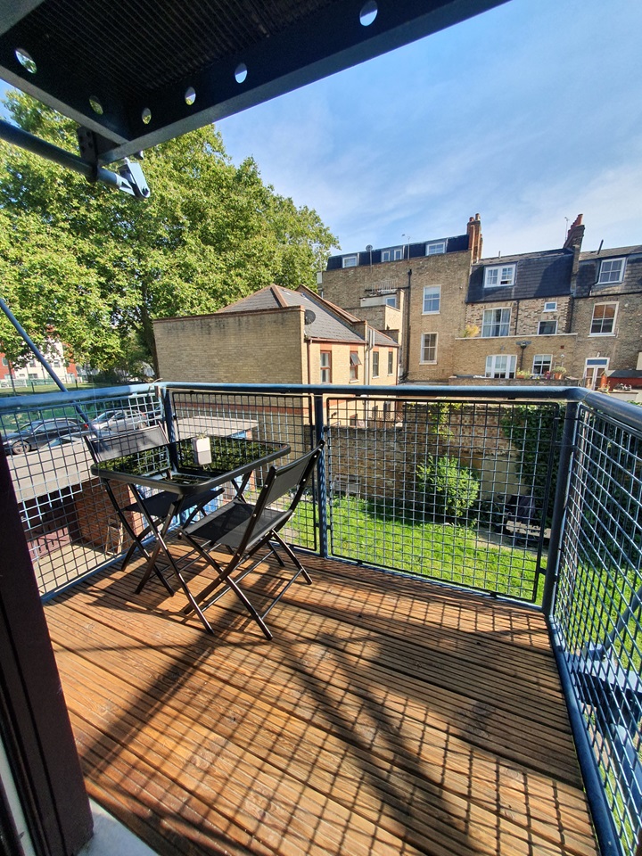 London 2 Bed Flat, Sussex Way, N19 To Rent Now for £2,300.00 p/m