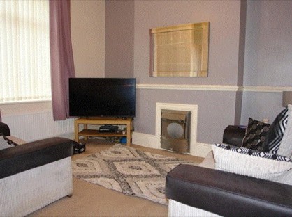 2 Bed Terraced House, Osmond Street, OL4