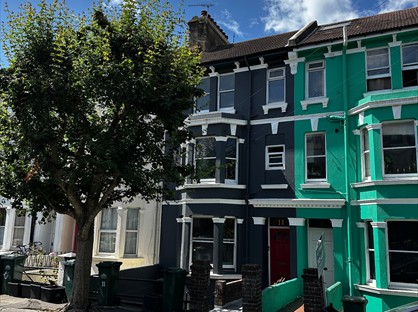 1 Bed Flat, Warleigh Road, BN1