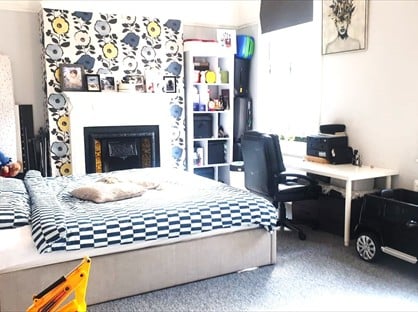 3 Bed Flat, Manor Park Crescent, HA8