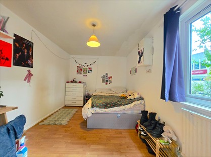 5 Bed Flat, Mile End Road, E1