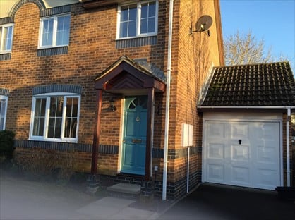 3 Bed Semi-Detached House, Stoke Heights, SO50