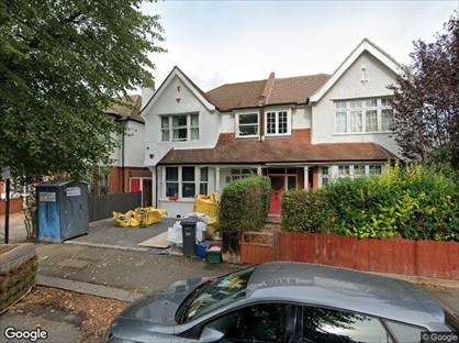 2 Bed Semi-Detached House, Osterley Avenue, TW7