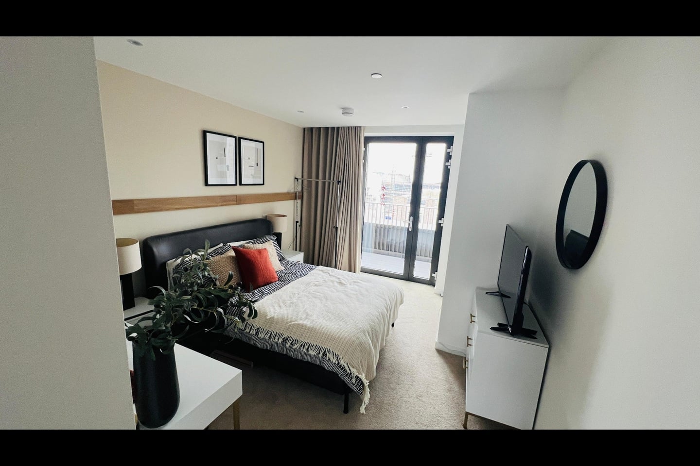 Additional image 2 of Room in a Shared Flat, Myriad House, WC1X, N1 7GU