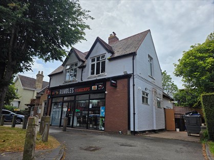 2 Bed Flat, High Street, WV7