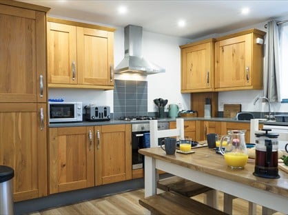 4 Bed Semi-Detached House, Penwarne Road, TR11