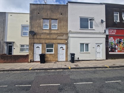 2 Bed Flat, Two Mile Hill Road, BS15