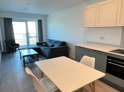 1 Bed Flat, Botanist House, E16