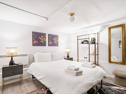 Studio Flat, Edgware Road, W2