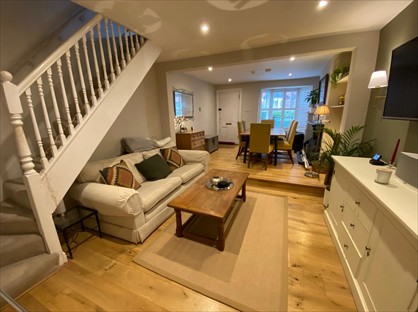 2 Bed Terraced House, Park Road, RG9