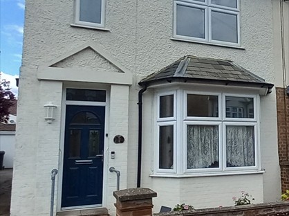 3 Bed Semi-Detached House, Clifton Road, LU6