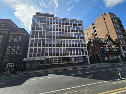 Studio Flat, Greenwood House, N22