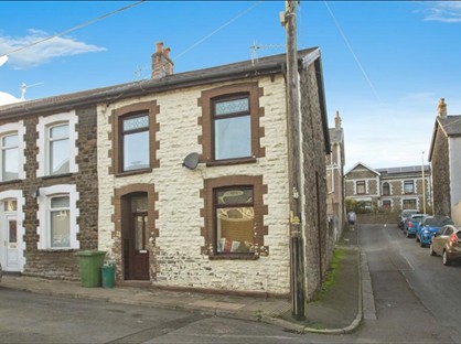 2 Bed End Terrace, Lincoln Street, CF39