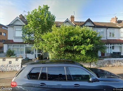 4 Bed Terraced House, Gladesmore Road, N15