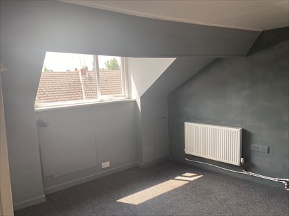 Room in a Shared House, Barnsley Road, WF9