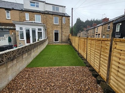 4 Bed Terraced House, Pontefract Road, S71