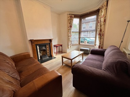 4 Bed Terraced House, Wrigglesworth Street, SE14