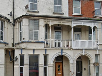 1 Bed Flat, Surrey Road, CT9