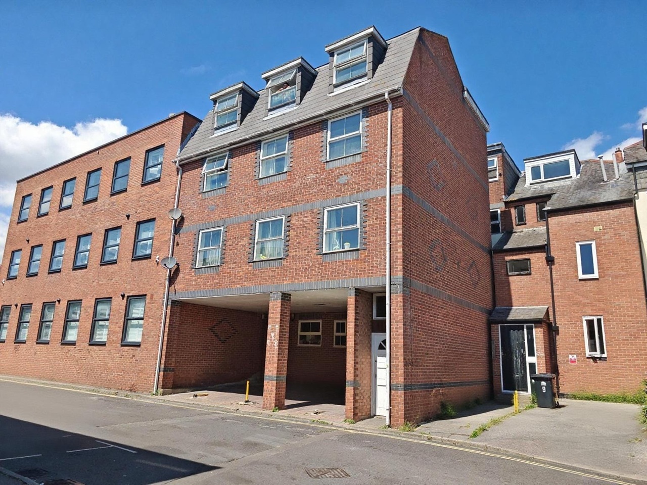 Southampton - 2 Bed Flat, Winchester Street, SO15 - To Rent Now for £ ...