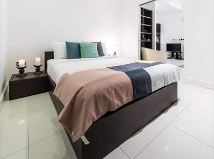 1 Bed Flat, Albany House, WC1H