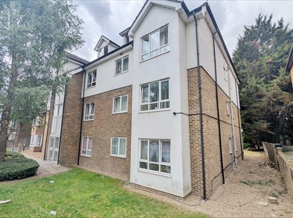 2 Bed Flat, Moorbeck Court, SE25