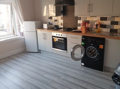 2 Bed Flat, Two Mile Hill Road, BS15