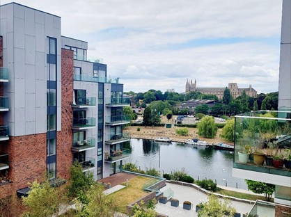 2 Bed Flat, East Station Road, PE2