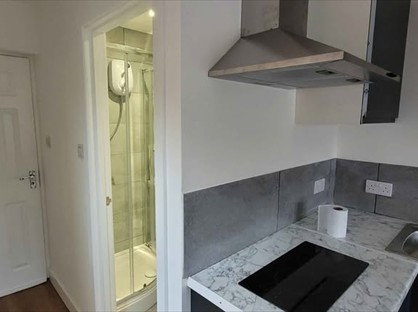 Studio Flat, Walshs Manor, MK14