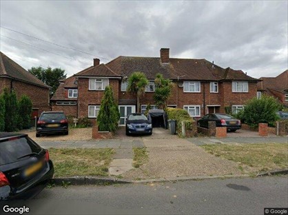 3 Bed Semi-Detached House, Swan Road, TW13