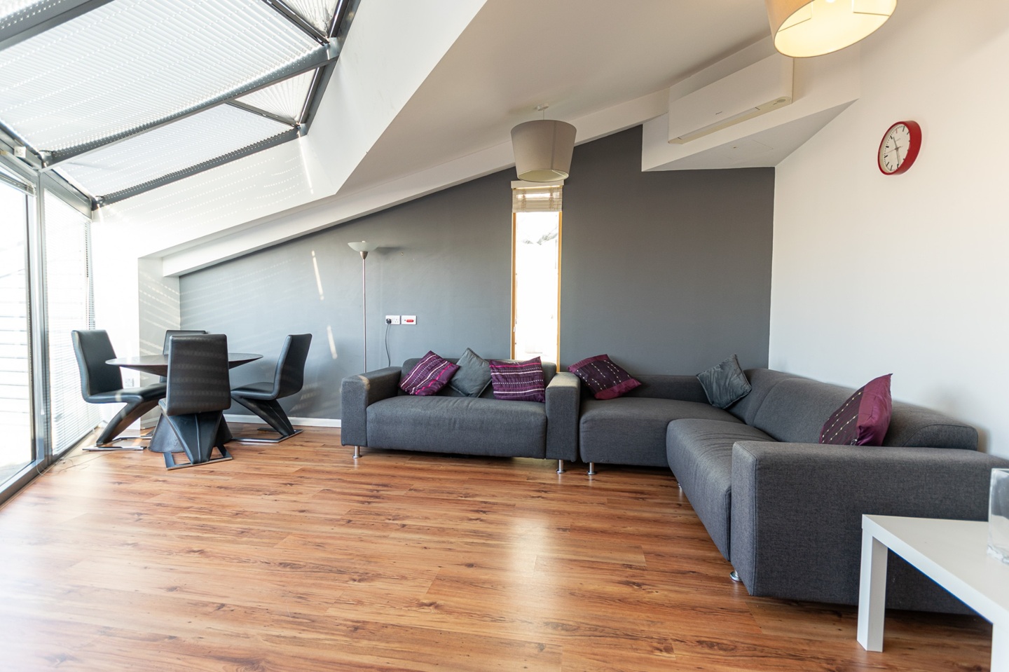 Additional image 3 of 2 Bed Flat, Mann Island, L3, N1 7GU