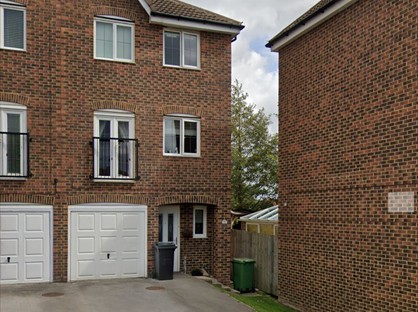 Room in a Shared House, New Forest Village, LS10