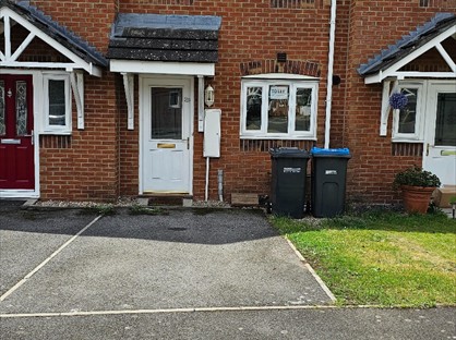 2 Bed Terraced House, Crosby Gardens, DL6