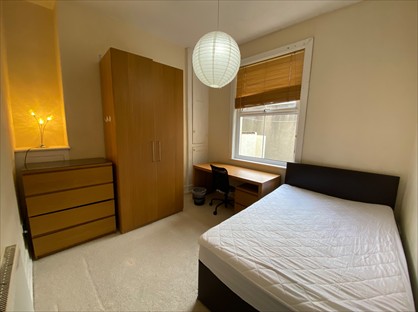 Room in a Shared House, Holyhead Road, LL57