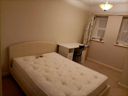 3 Bed Detached House, Biggart Close, NG9