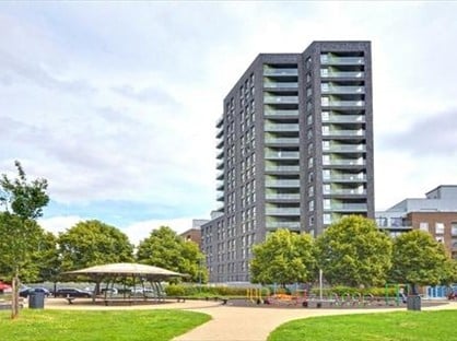 2 Bed Flat, Creekside, SE8