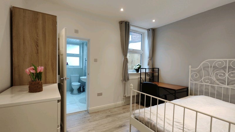 Room in a Shared Flat, Ilkeston Road, NG7, N1 7GU