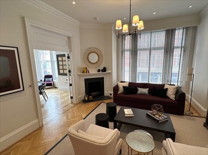 2 Bed Maisonette, Green Street, W1K