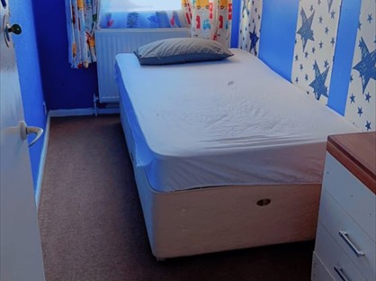 Room in a Shared House, Teasel Close, RH11