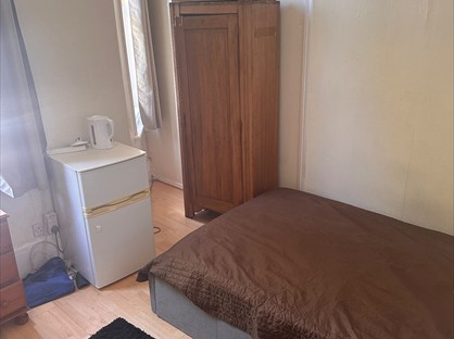 Room in a Shared House, Jerningham Road, SE14